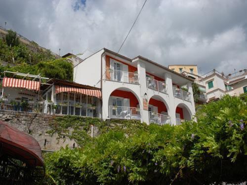 Maison Raphael Minori Exterior photo