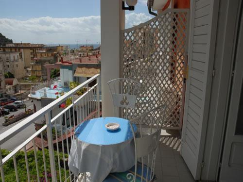 Maison Raphael Minori Exterior photo